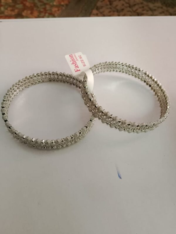 White Fancy Karaas